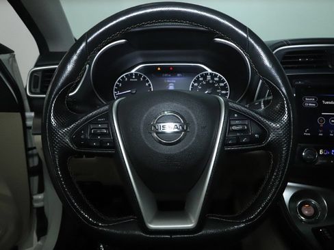 Used 2019 Nissan Maxima 3.5 SL w/ Floor Mat Group FWD image 23