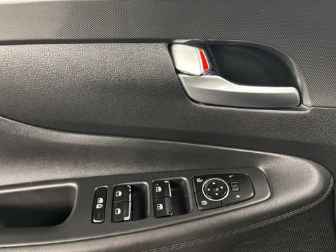 Used 2023 Hyundai Santa Fe SEL image 22