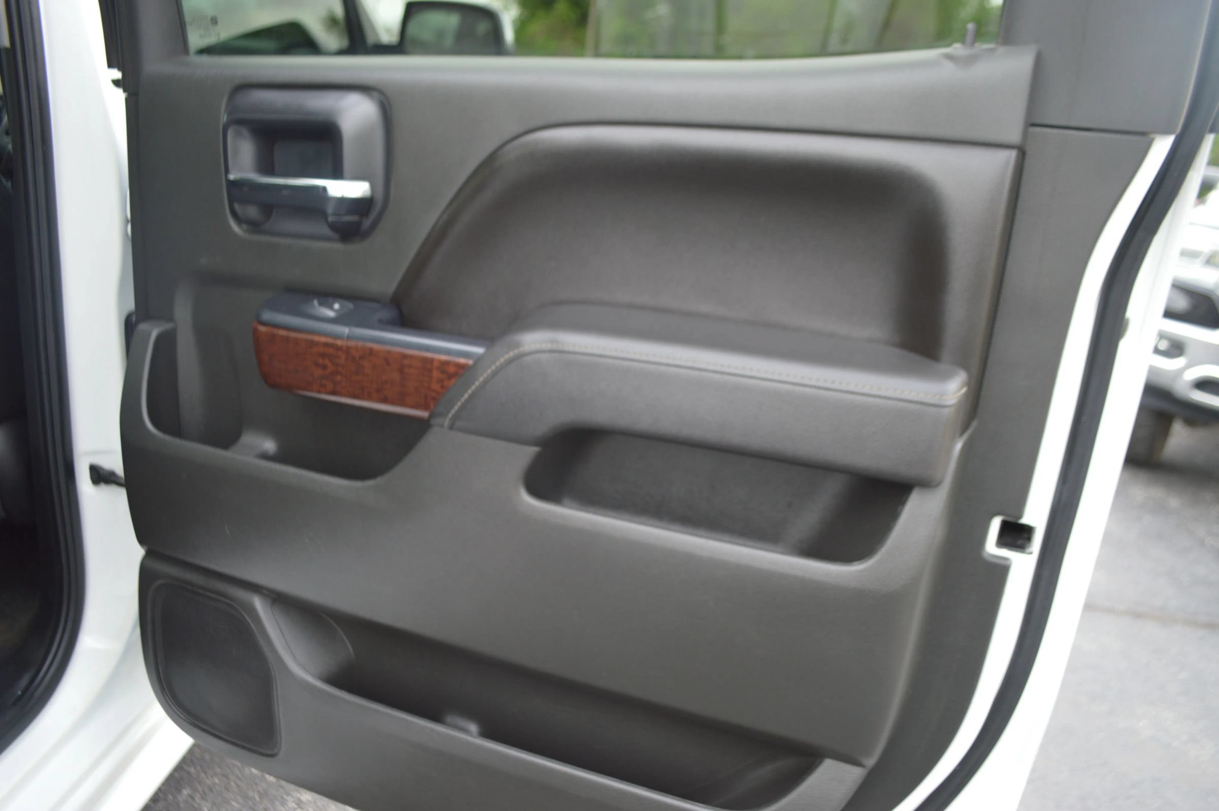 Used 2014 GMC Sierra 1500 SLT AWD/4WD image 26