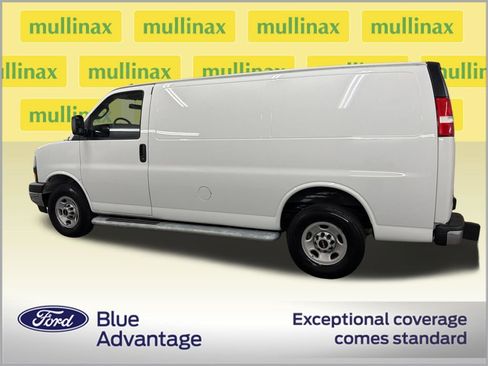 Used 2024 GMC Savana 2500 w/ Driver Convenience Package RWD image 12