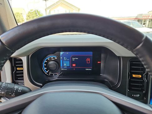 Used 2021 Ford Bronco Badlands AWD/4WD image 15