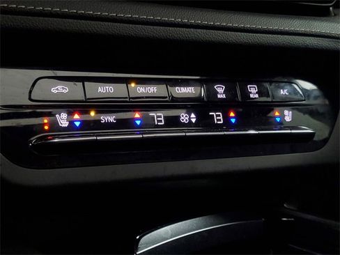 Used 2021 Buick Envision Avenir w/ Technology Package II image 30