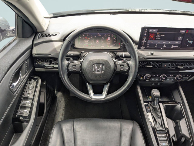 Used 2023 Honda Accord Touring image 14