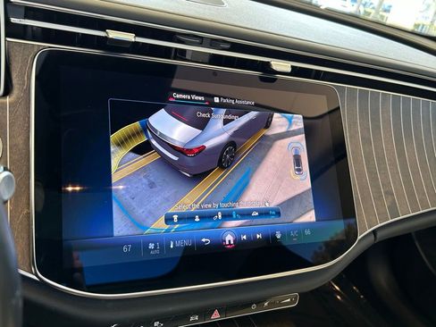 Used 2025 Mercedes-Benz E 350 4MATIC Sedan image 22