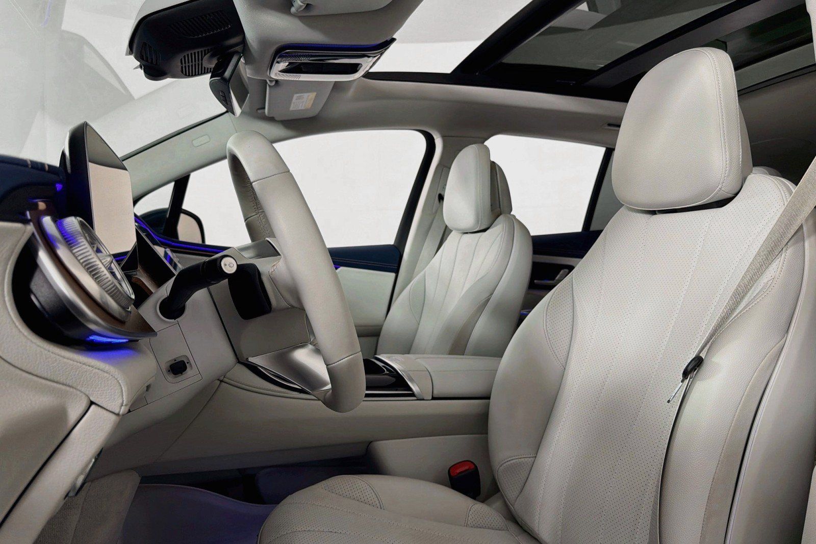 Certified 2023 Mercedes-Benz EQE 350+ SUV image 16