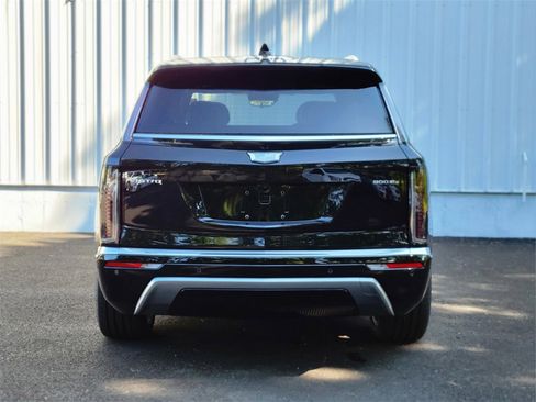 New 2026 Cadillac Vistiq Premium Luxury w/ LPO, Floor Liner Package image 4