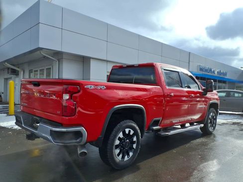 Used 2020 Chevrolet Silverado 2500 LT w/ Remote Start Package image 6