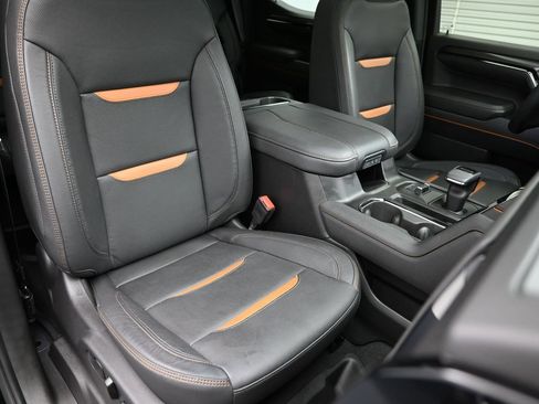 Used 2024 GMC Sierra 1500 AT4 w/ AT4 Preferred Package AWD/4WD image 41