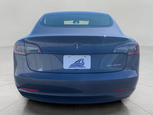 Used 2022 Tesla Model 3 Long Range AWD/4WD image 24