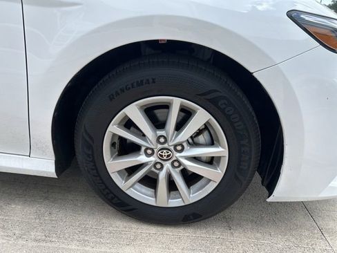 Used 2025 Toyota Camry LE FWD image 3