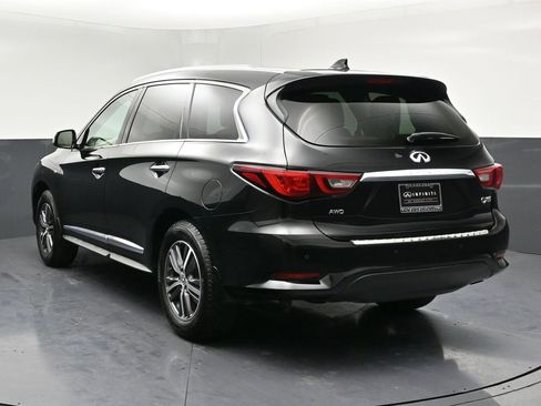 Used 2019 INFINITI QX60 Luxe w/ Essential Package image 30