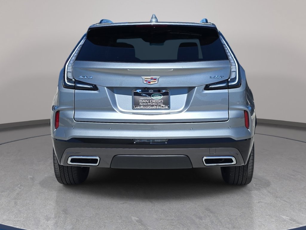 Used 2025 Cadillac XT4 Sport FWD image 7