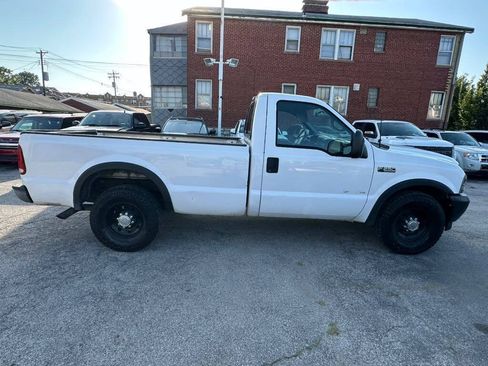 Used 2002 Ford F250 2WD Regular Cab Super Duty image 4