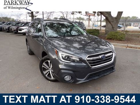 Used 2018 Subaru Outback 2.5i Limited image 1