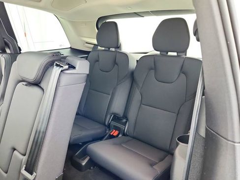 New 2026 Volvo XC90 B6 Plus w/ Protection Package Premier image 29