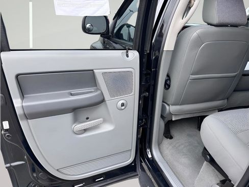 Used 2006 Dodge Ram 1500 Truck SLT RWD image 17