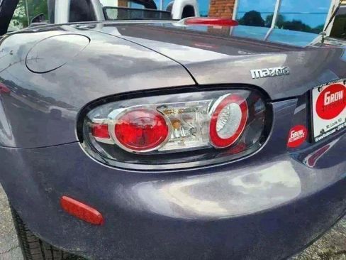 Used 2007 MAZDA MX-5 Miata Grand Touring w/ Premium Pkg image 24