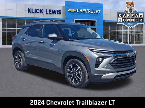 Used 2024 Chevrolet TrailBlazer LT FWD image 1