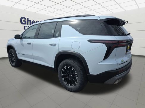 New 2026 Chevrolet Traverse Z71 w/ Enhanced Driving Package AWD/4WD image 3