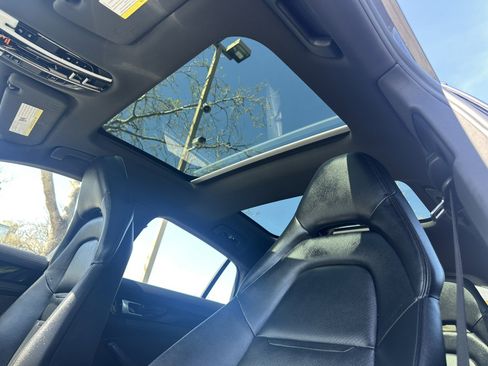 Used 2018 Porsche Panamera 4 image 29