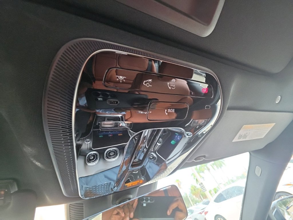 Used 2025 Mercedes-Benz C 300 Sedan image 19