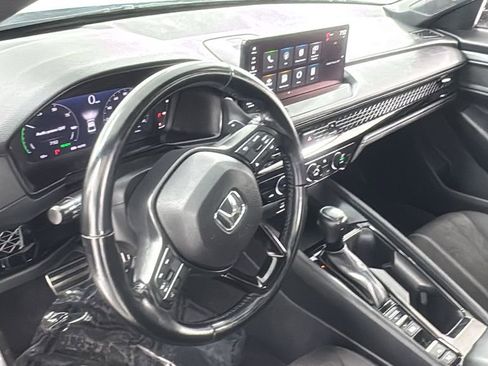 Used 2023 Honda Accord Sport image 32