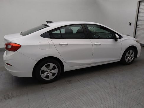 Used 2018 Chevrolet Cruze LS FWD image 10