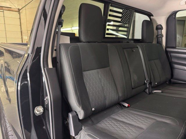Used 2017 Nissan Titan SV AWD/4WD image 27