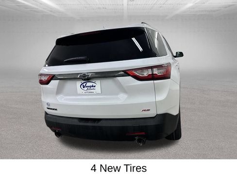 Used 2021 Chevrolet Traverse RS FWD image 12