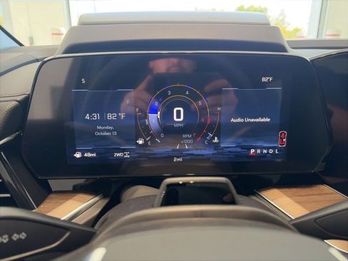 New 2026 Chevrolet Suburban High Country image 23