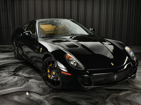 Used 2007 Ferrari 599 GTB Fiorano RWD image 14