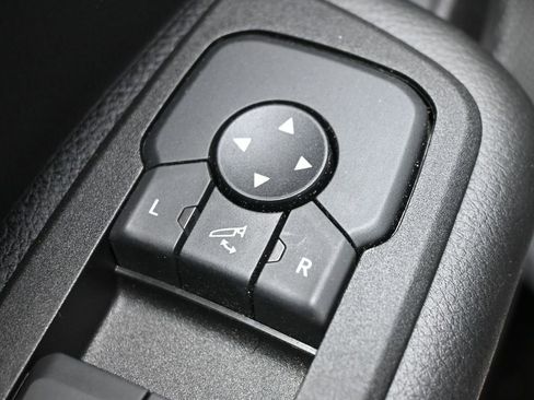 Used 2025 RAM 1500 Big Horn image 13