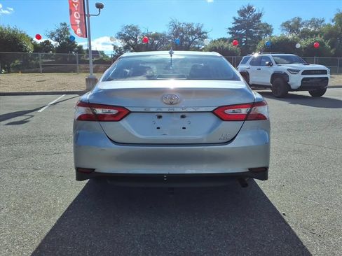 Used 2020 Toyota Camry LE w/ Convenience Package AWD/4WD image 6