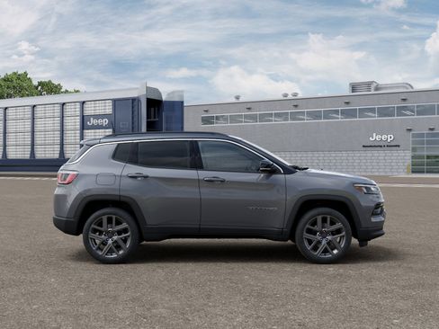 New 2026 Jeep Compass Limited w/ Sun, Sound & Navigation Group AWD/4WD image 21