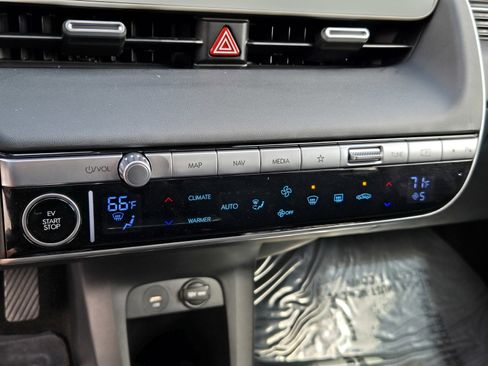 Used 2024 Hyundai Ioniq 5 SEL RWD image 19