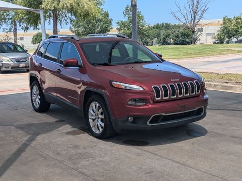 Used 2015 Jeep Cherokee Limited w/ Luxury Group FWD image 3