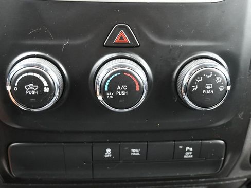 Used 2019 RAM 1500 Tradesman w/ Chrome Appearance Group RWD image 49