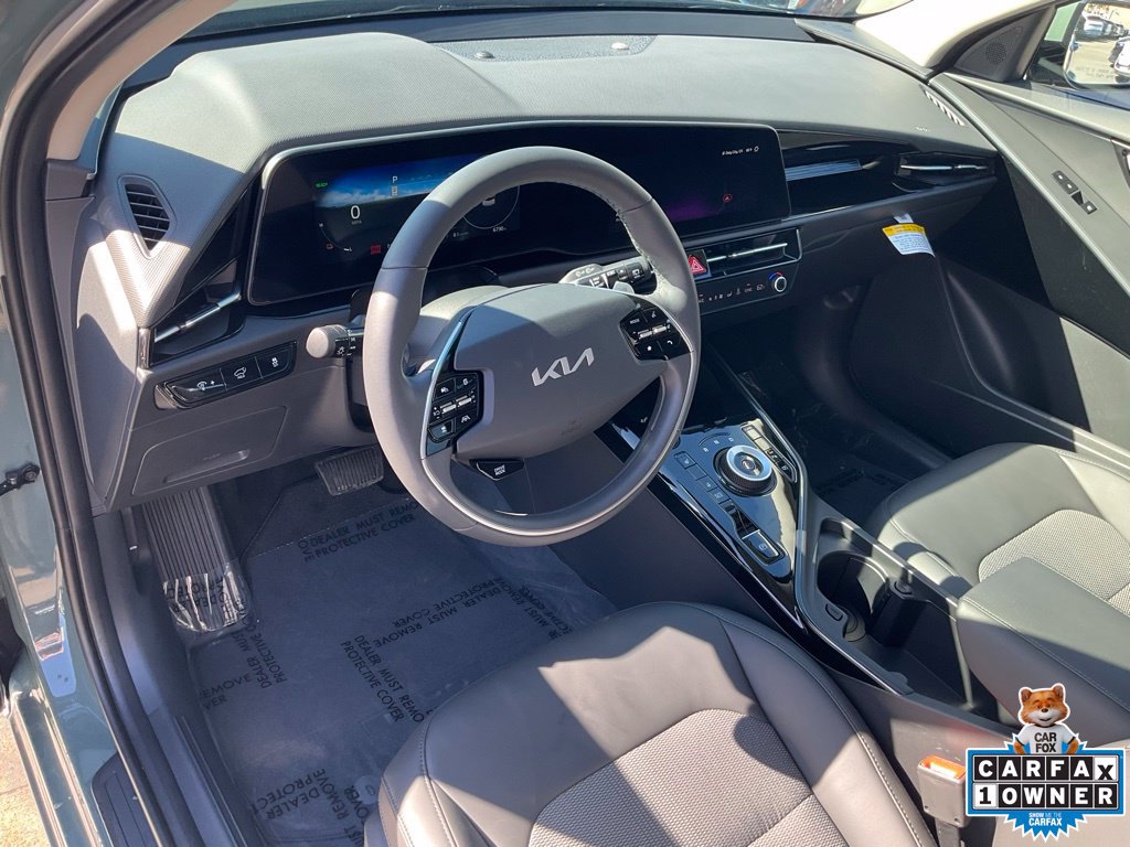 Used 2025 Kia Niro Wind w/ Wind Preserve Package FWD image 7