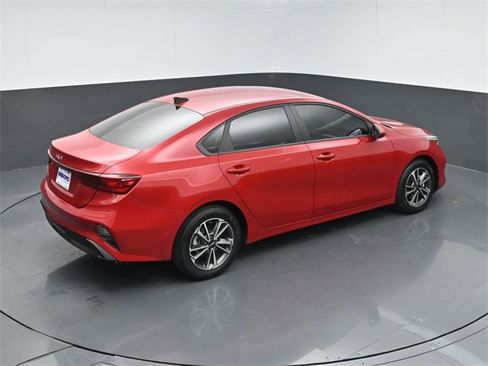 Used 2024 Kia Forte LXS image 41