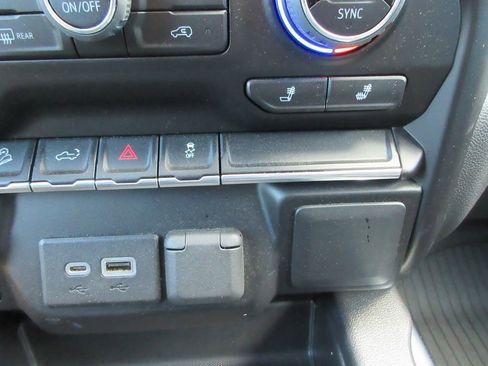 Certified 2021 Chevrolet Silverado 1500 RST AWD/4WD image 34