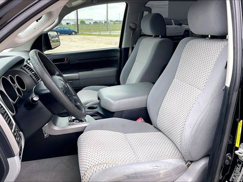 Used 2010 Toyota Tundra 2WD CrewMax image 17