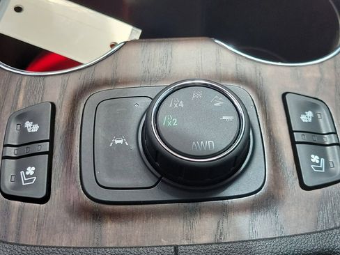 Used 2021 GMC Acadia Denali w/ Denali Ultimate Package AWD/4WD image 35
