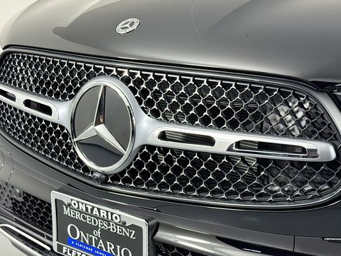 New 2026 Mercedes-Benz GLC 300 image 12