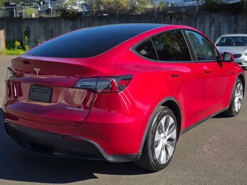 Used 2023 Tesla Model Y Long Range AWD/4WD image 7