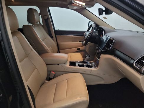 Used 2020 Jeep Grand Cherokee Limited w/ Luxury Group II RWD image 21