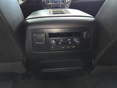Used 2017 GMC Yukon Denali w/ Open Road Package AWD/4WD image 22