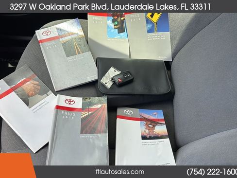 Used 2015 Toyota Prius Three FWD image 59