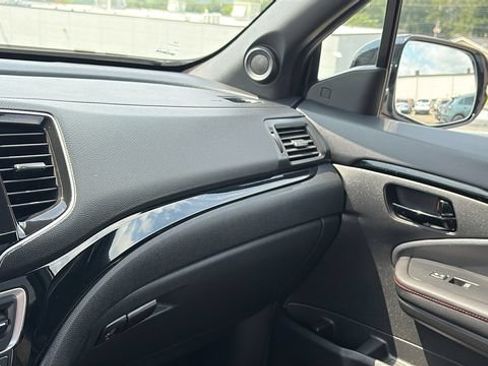 Used 2025 Honda Passport Black Edition image 21