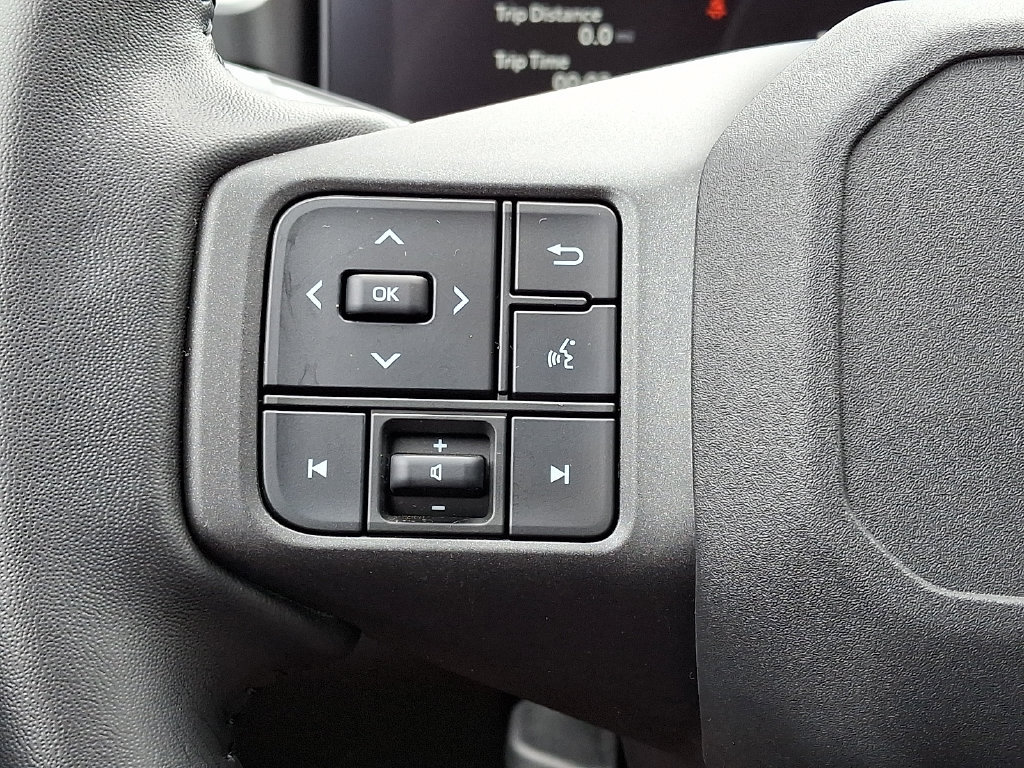 Used 2026 Toyota RAV4 SE AWD/4WD image 23