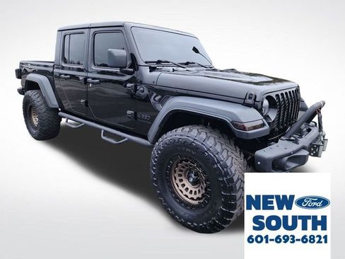 Used 2020 Jeep Gladiator Sport w/ Quick Order Package 24S image 5